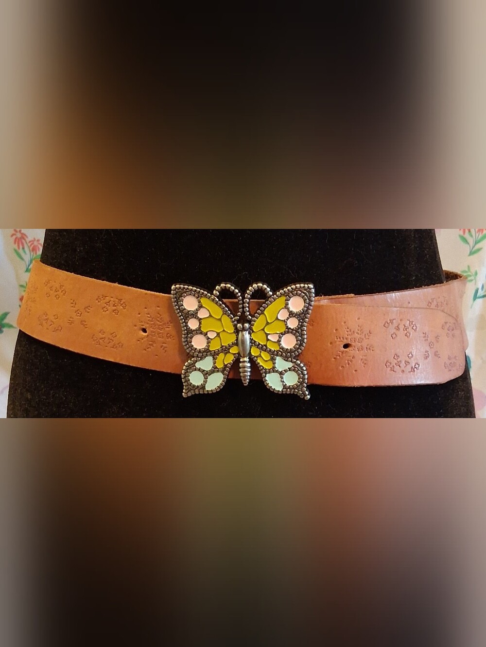 EUC Vintage Y2K Fossil Tan Tooled Leather Mosaic Butterfly Boho Belt SZ M